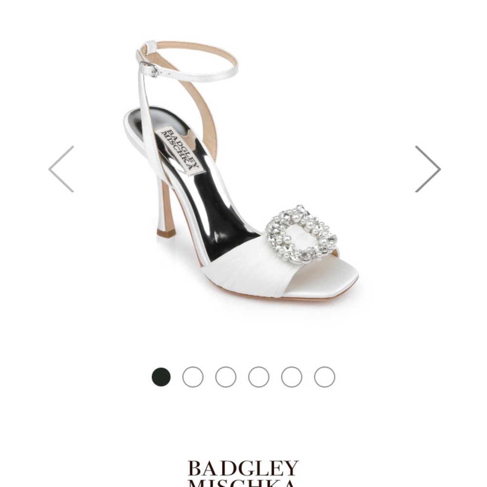 Badgley Mischka 6.5